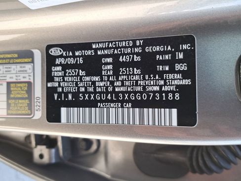 Used 2016 Kia Optima EX w/ Premium Package image 11