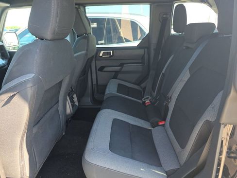 Used 2025 Ford Bronco Big Bend AWD/4WD image 14