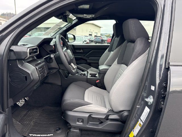 Used 2026 Toyota Tacoma TRD Sport AWD/4WD image 16
