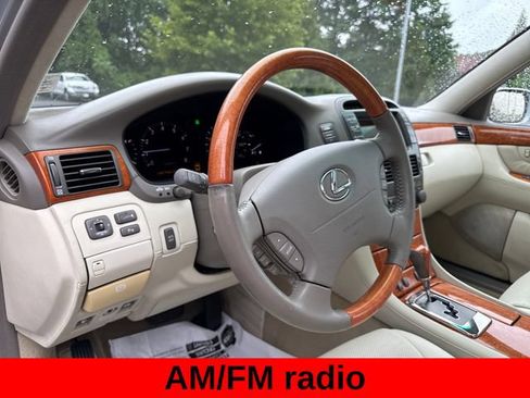 Used 2004 Lexus LS 430 RWD image 11