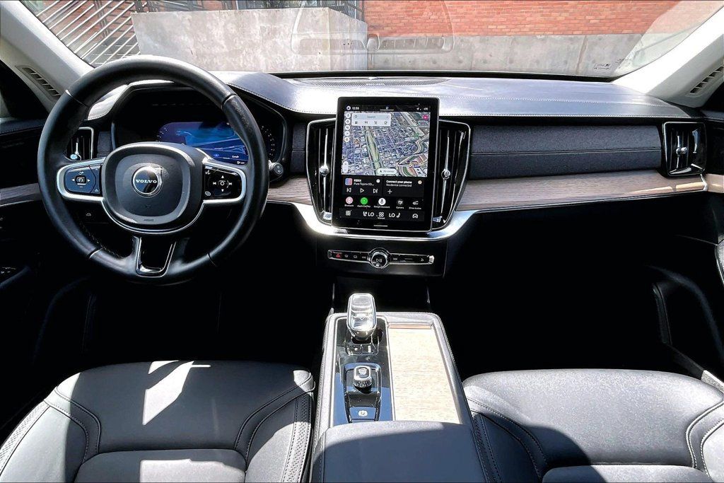Certified 2026 Volvo XC90 B6 Plus AWD/4WD image 20