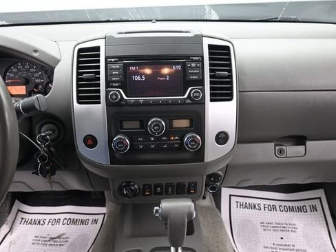 Used 2018 Nissan Frontier SV w/ Value Truck Package AWD/4WD image 15