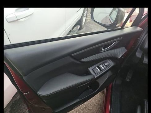 Used 2025 Subaru Ascent Premium image 4