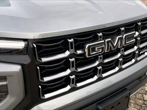 Used 2026 GMC Canyon AT4 w/ AT4 Premium Package AWD/4WD image 33