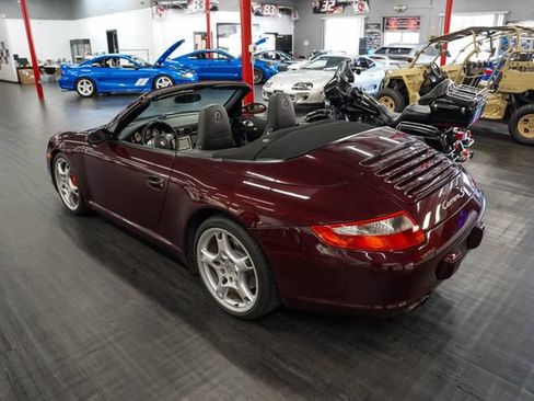 Used 2006 Porsche 911 Carrera S RWD image 3