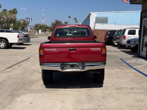 Used 2000 Toyota Tacoma PreRunner w/ Value Pkg RWD image 9