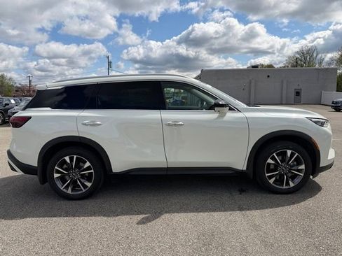 Certified 2023 INFINITI QX60 Luxe image 8