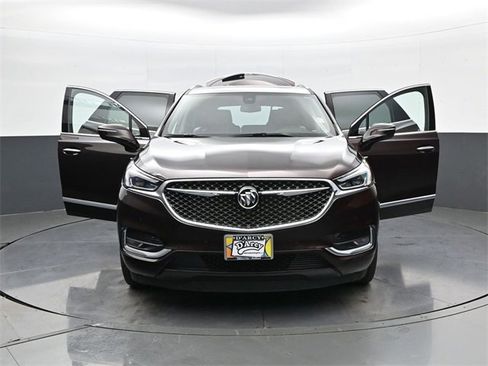 Used 2020 Buick Enclave Avenir w/ Avenir Technology Package image 32