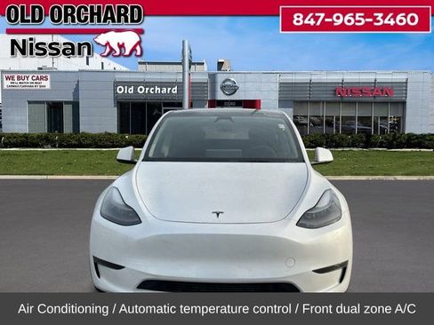 Used 2024 Tesla Model Y Performance image 4