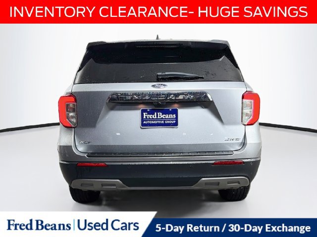 Used 2023 Ford Explorer XLT w/ Equipment Group 202A AWD/4WD image 8