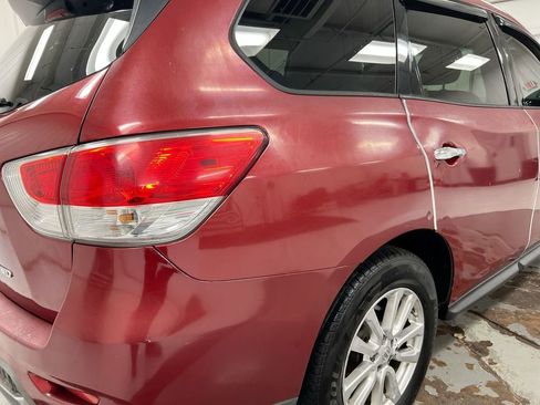 Used 2016 Nissan Pathfinder S image 29