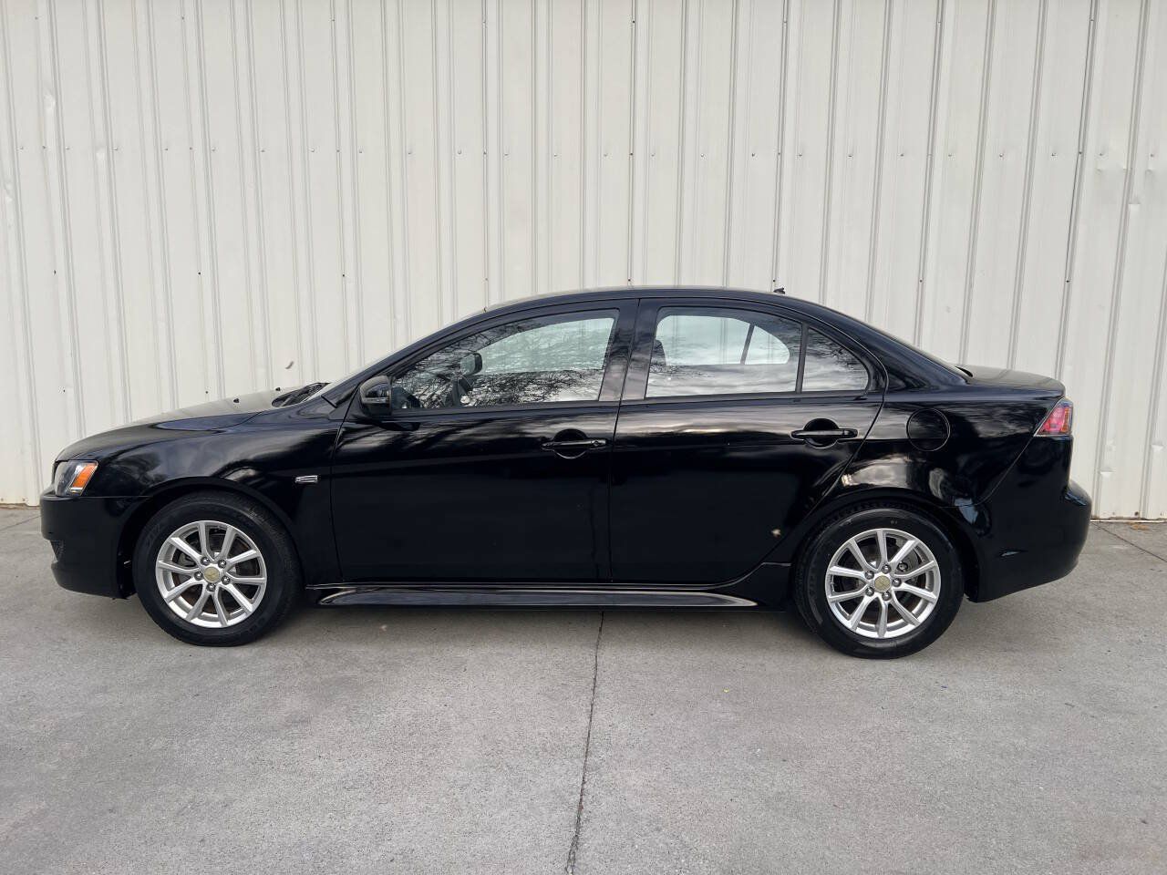Used 2015 Mitsubishi Lancer ES FWD image 7