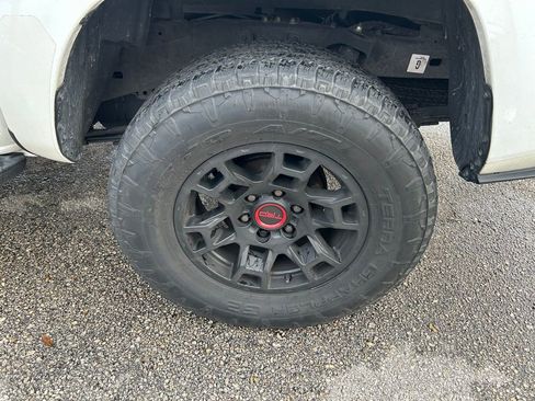 Used 2023 Toyota Tacoma SR image 9