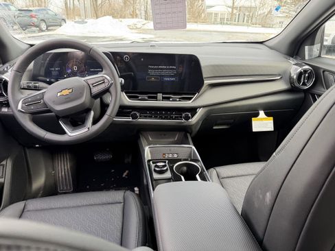 New 2026 Chevrolet Equinox LT w/ Convenience Package II image 15