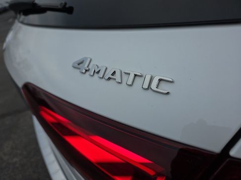 Used 2025 Mercedes-Benz GLE 450 4MATIC image 10