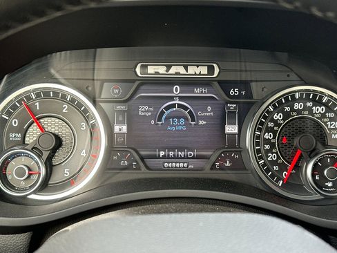 Used 2024 RAM 2500 Laramie image 24