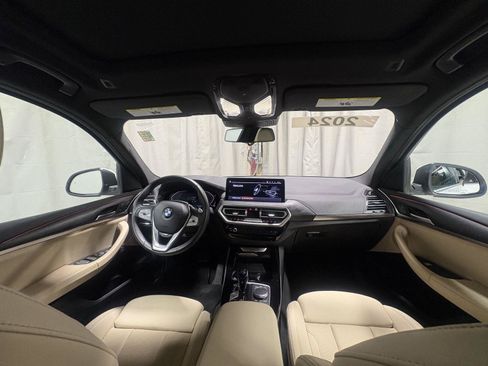 Used 2024 BMW X3 xDrive30i w/ Premium Package AWD/4WD image 9