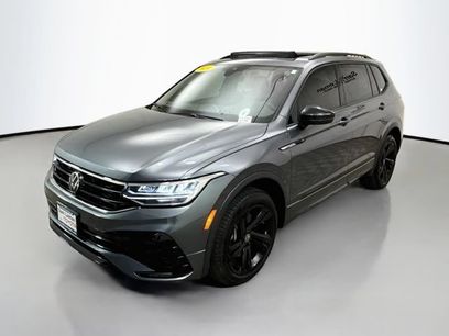 Used 2024 Volkswagen Tiguan SE R-Line