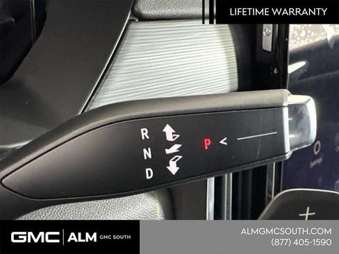 New 2026 GMC Acadia Elevation w/ Elevation Premium Package FWD image 33