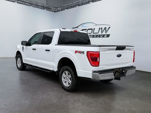 Used 2023 Ford F150 XLT w/ Trailer Tow Package image 5