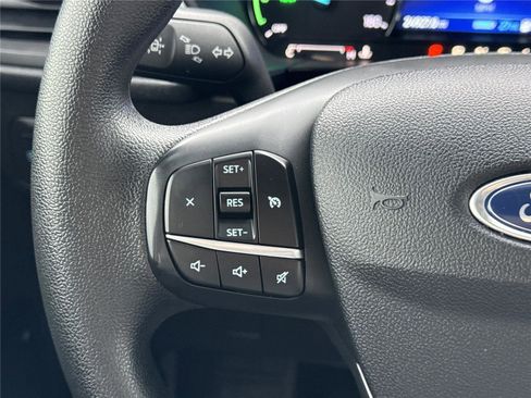 Used 2021 Ford Escape SE FWD image 16