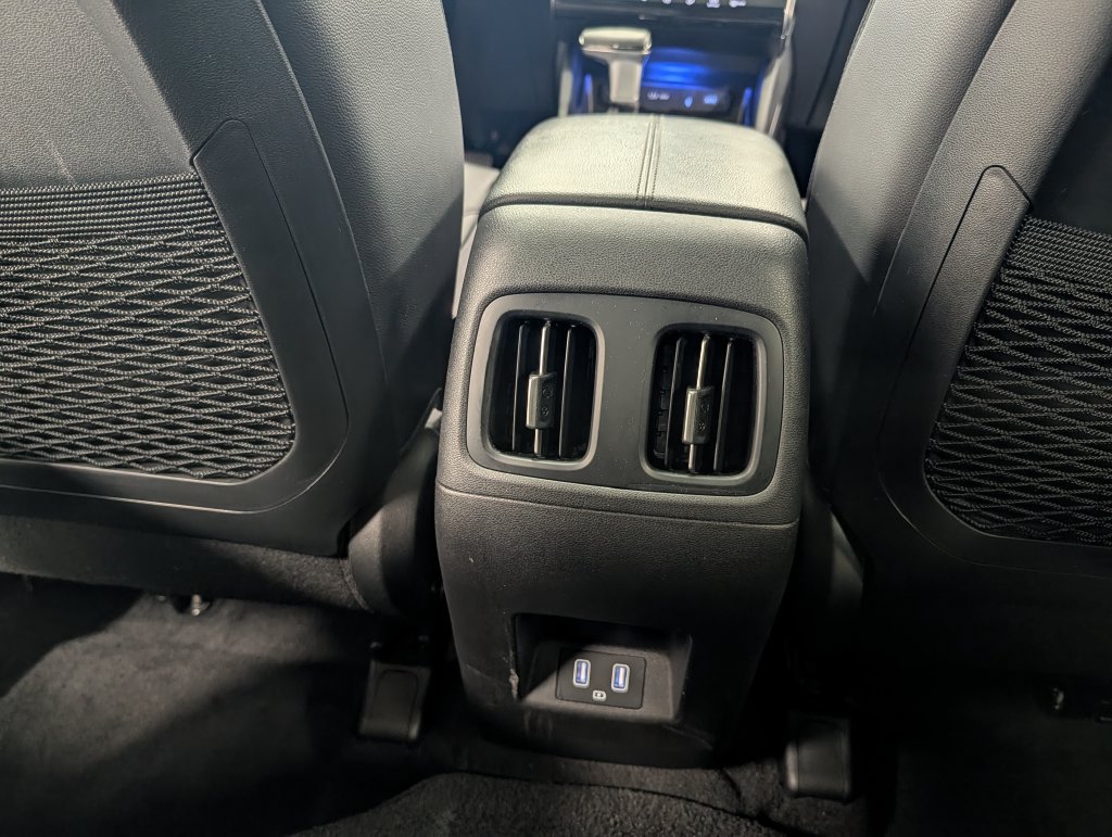 Certified 2024 Hyundai Santa Cruz Limited AWD/4WD image 28