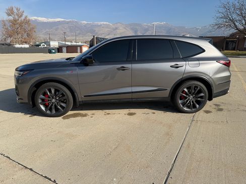 Used 2022 Acura MDX Type S image 2