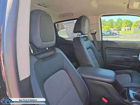 Used 2018 Chevrolet Colorado Z71 w/ Z71 Midnight Edition AWD/4WD image 21
