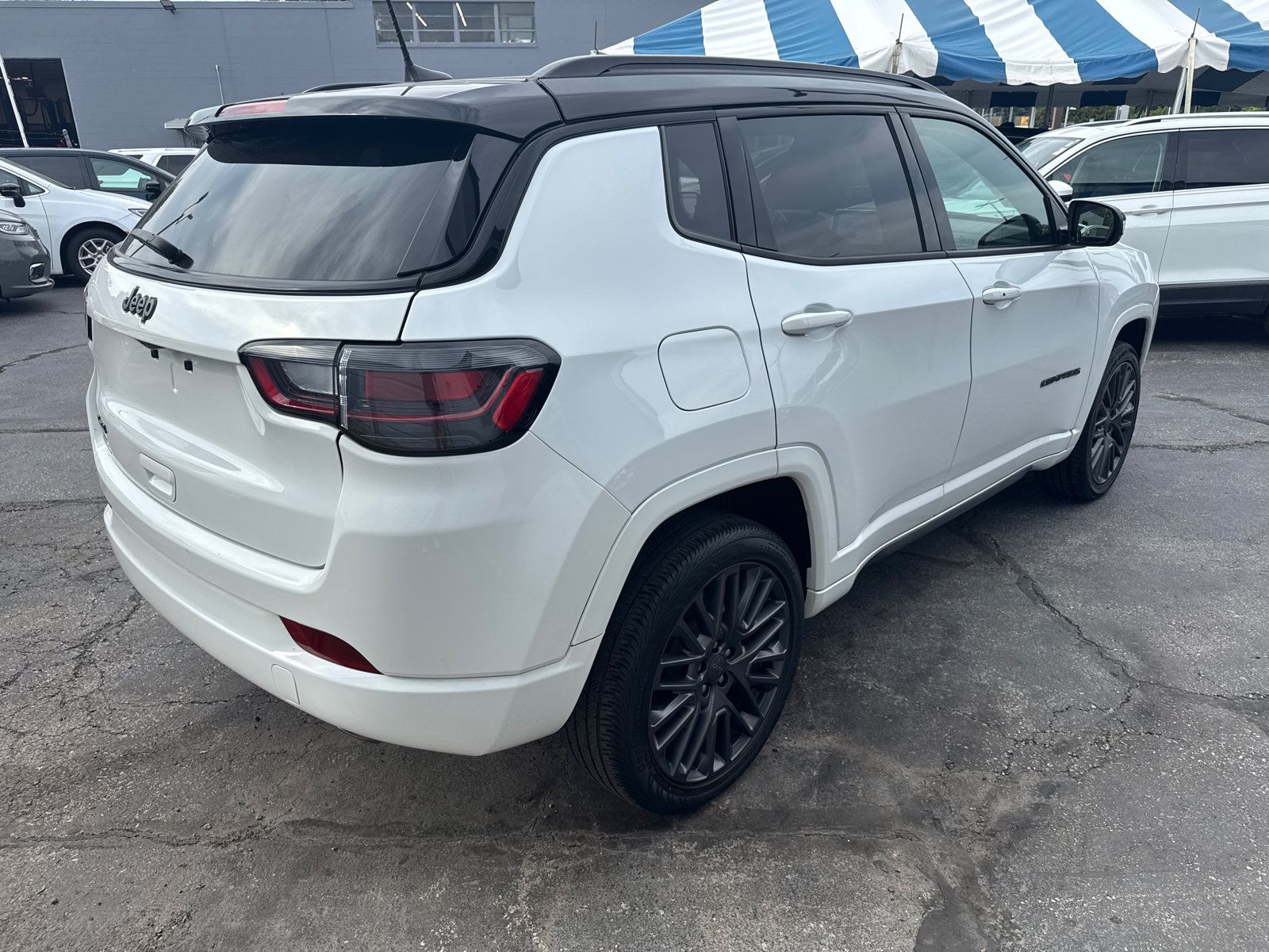 Used 2022 Jeep Compass High Altitude AWD/4WD image 5