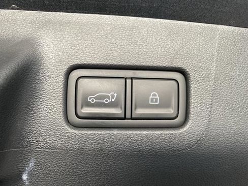 Used 2025 Hyundai Santa Fe SEL image 15