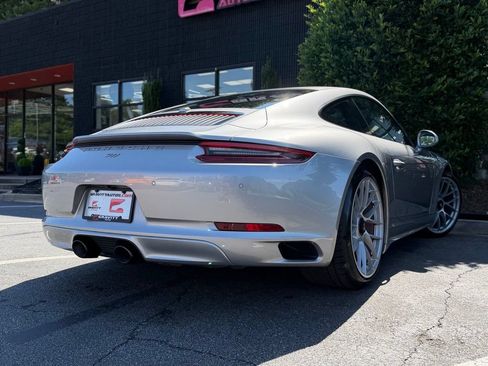 Used 2018 Porsche 911 Carrera GTS RWD image 13