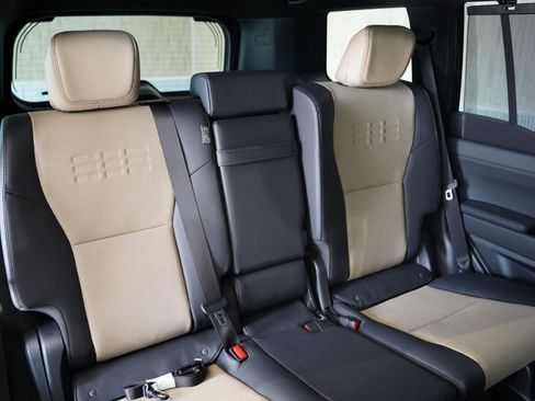 Used 2024 Lexus GX 550 AWD/4WD image 35