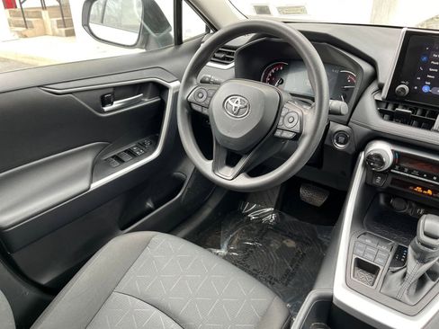 Used 2025 Toyota RAV4 XLE w/ Convenience Package image 35