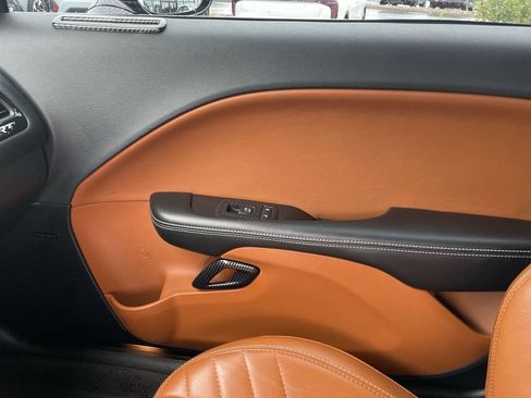 Used 2016 Dodge Challenger SRT w/ Technology Group RWD image 20