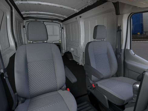 New 2026 Ford Transit 250 148 Medium Roof RWD image 38