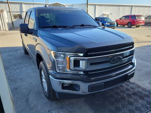 Used 2020 Ford F150 XLT image 1