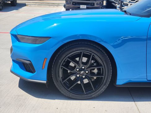 Used 2024 Ford Mustang Coupe RWD image 10