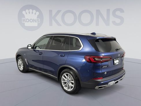 Used 2023 BMW X5 xDrive45e w/ Climate Comfort Package image 4
