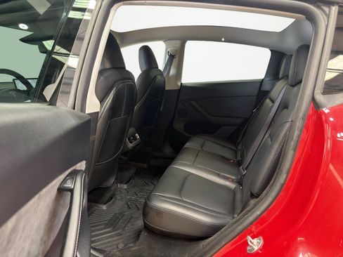 Used 2023 Tesla Model Y Long Range AWD/4WD image 22