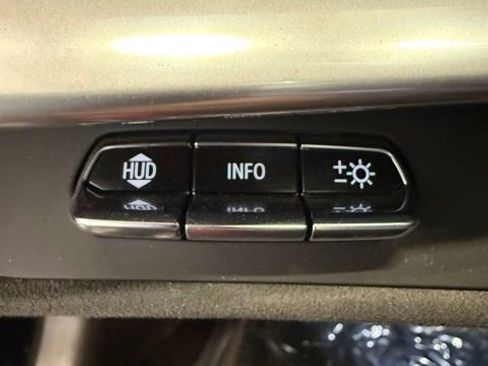 Used 2022 Chevrolet Corvette Stingray w/ Z51 Performance Package image 52