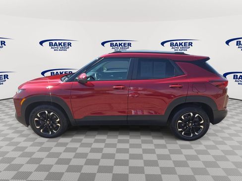 Used 2022 Chevrolet TrailBlazer LT w/ Convenience Package FWD image 6