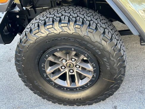 New 2025 Jeep Wrangler Unlimited Rubicon 392 image 19