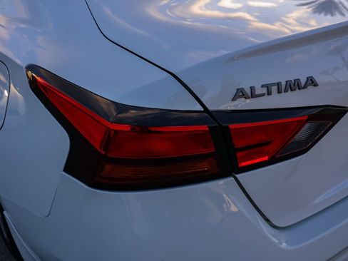 Used 2025 Nissan Altima 2.5 S image 7