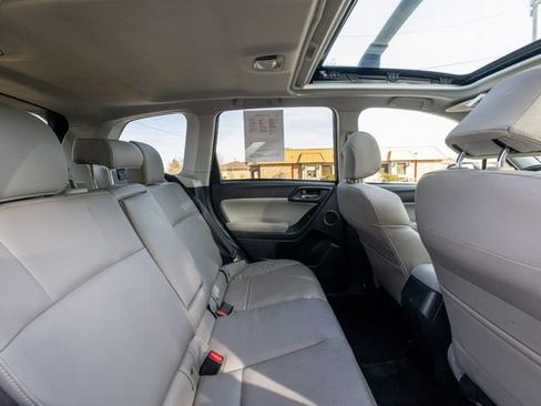Used 2016 Subaru Forester 2.5i Touring image 21