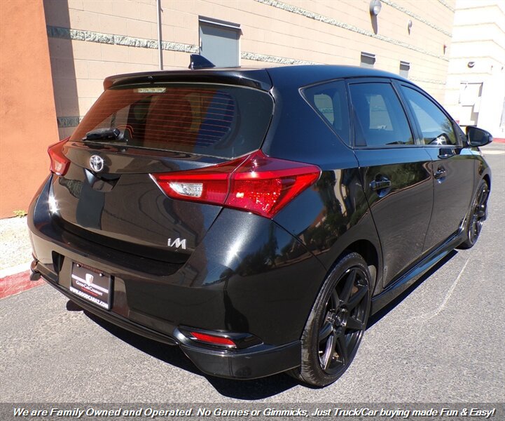 Used 2017 Toyota Corolla iM w/ Carpet Mat Package FWD image 5