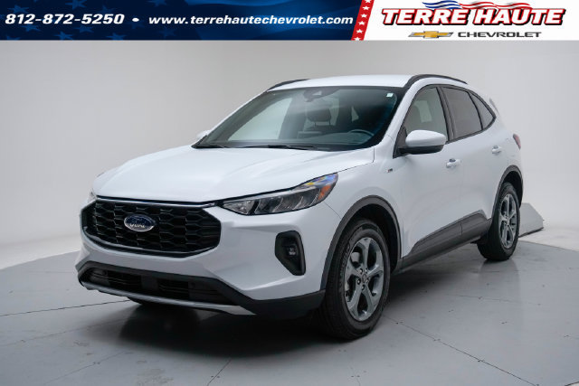 Used 2025 Ford Escape ST-Line Select AWD/4WD image 1