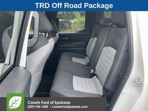 Used 2025 Toyota Tacoma TRD Off-Road image 11
