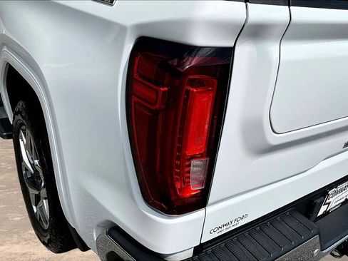 Used 2024 GMC Sierra 1500 SLT w/ SLT Premium Plus Package AWD/4WD image 26