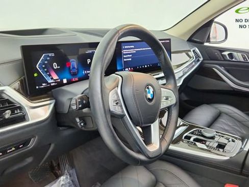 Used 2025 BMW X7 xDrive40i w/ Premium Package AWD/4WD image 50