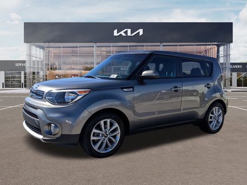 Certified 2017 Kia Soul + w/ Audio Package image 6